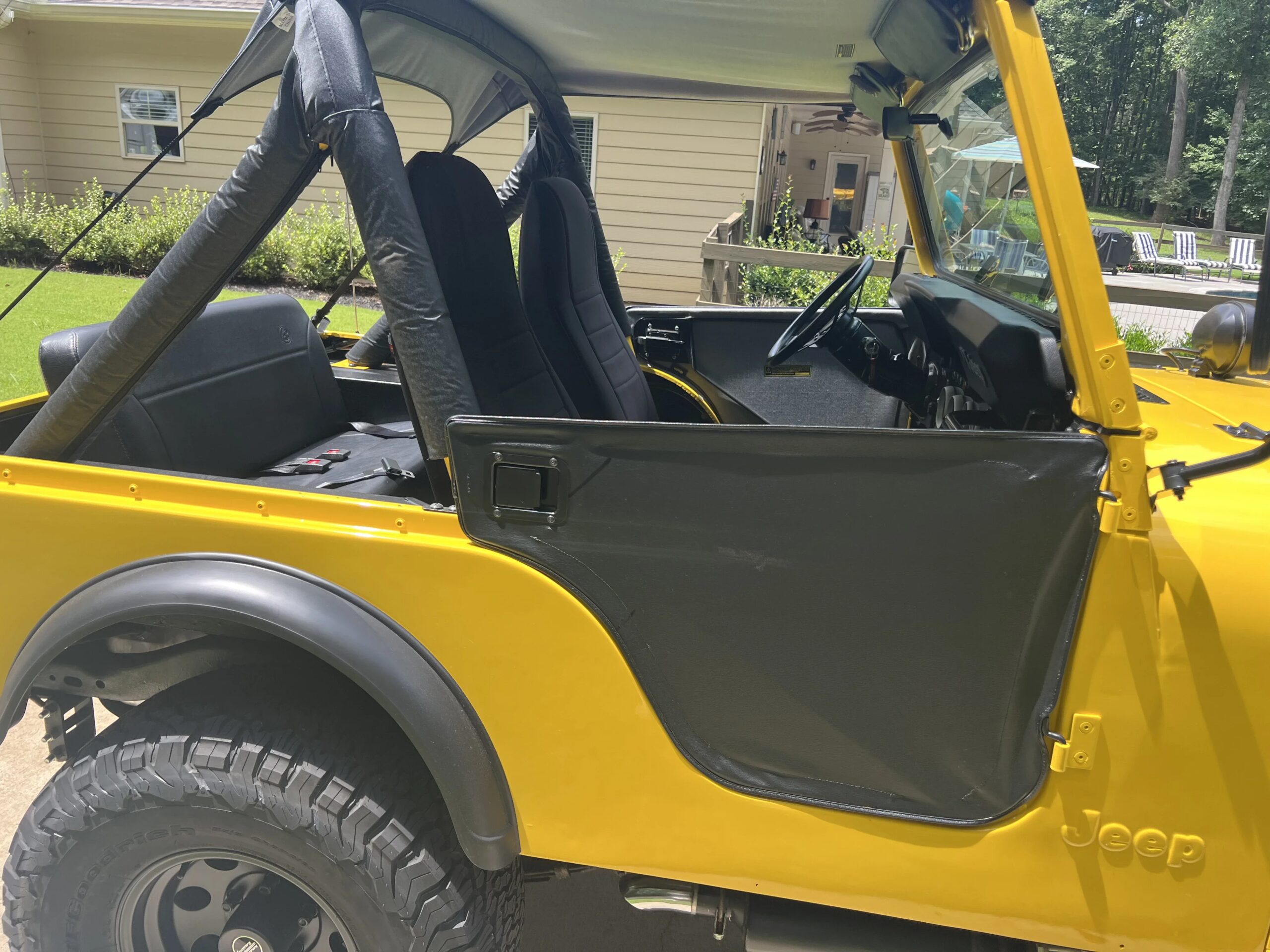 Jeep-Cj-5-1981-Yellow-Black-3
