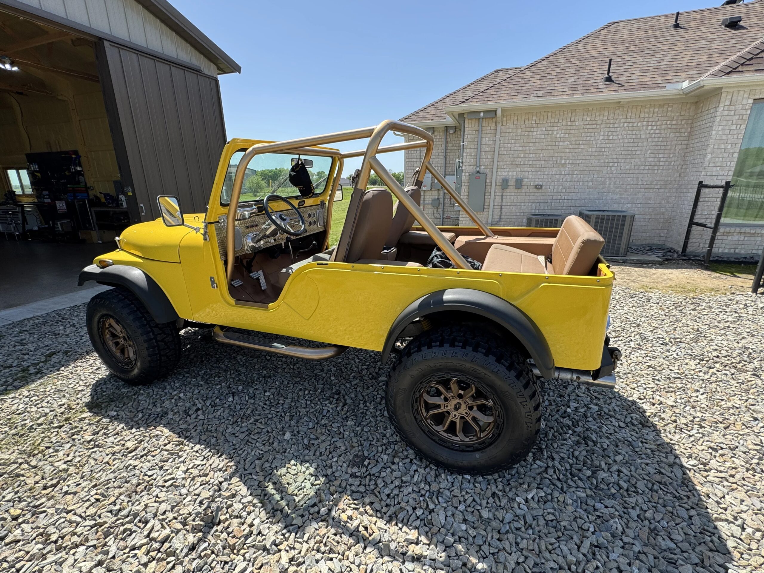 Jeep-Cj-6-1959-Tan-Tan-16