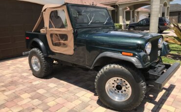 Jeep-Cj-7-1980-Green-Tan