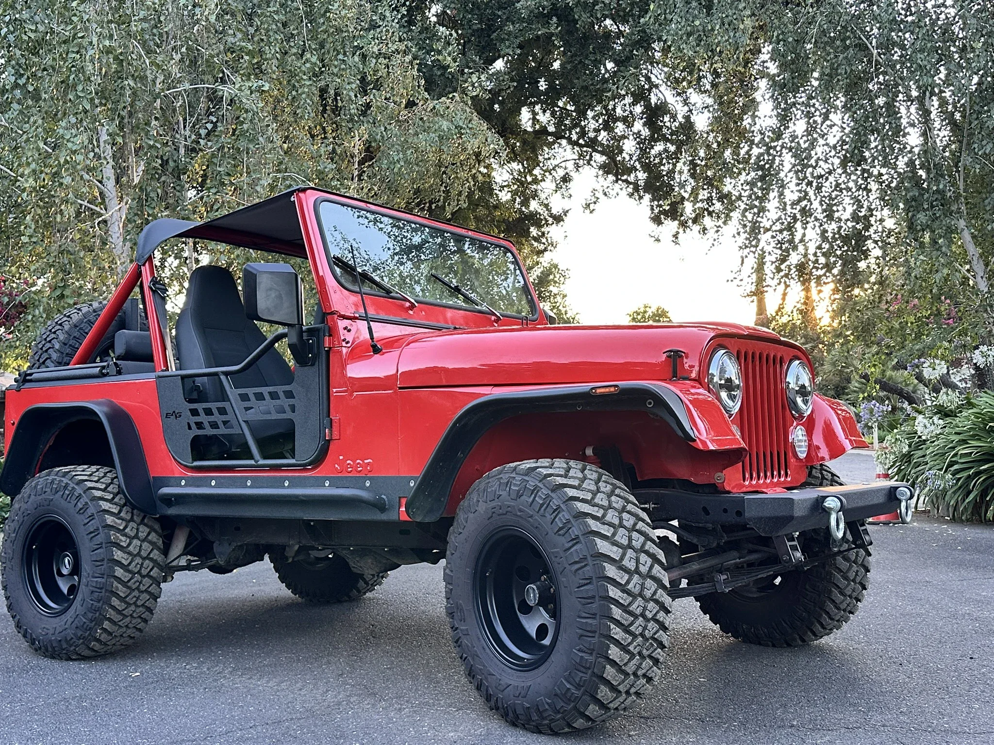 Jeep-Cj-7-1982-Red-Red-1