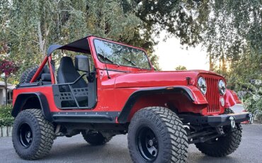 Jeep-Cj-7-1982-Red-Red-10