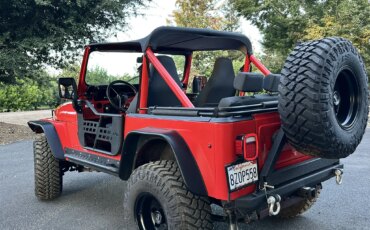 Jeep-Cj-7-1982-Red-Red-14