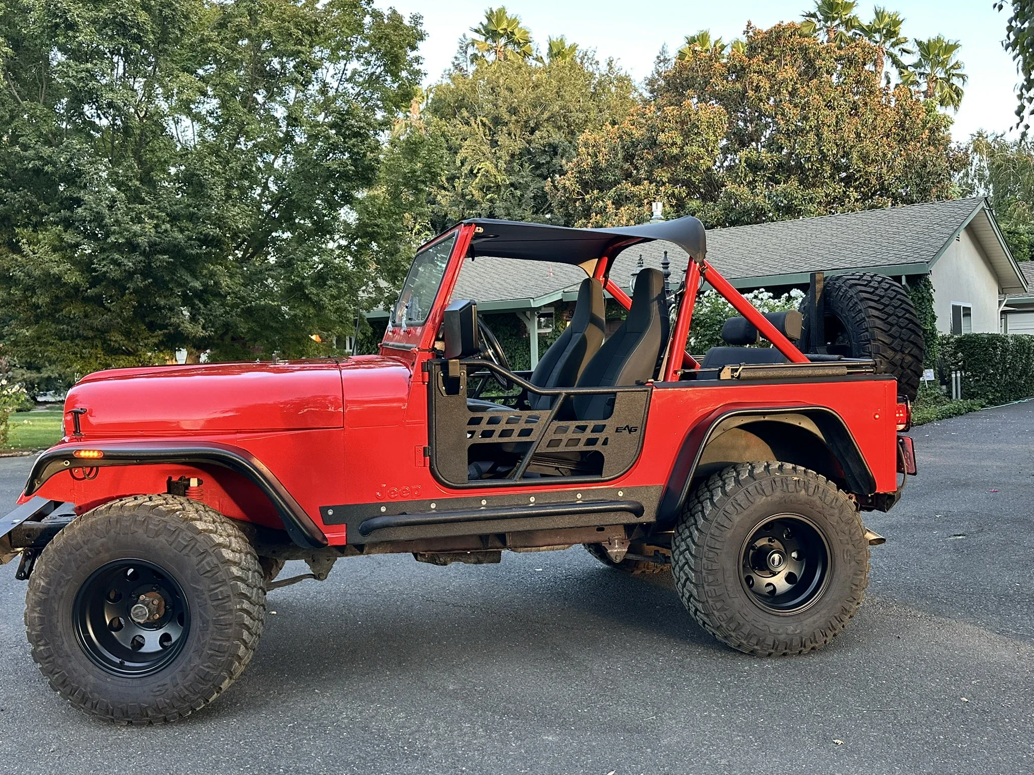 Jeep-Cj-7-1982-Red-Red-17