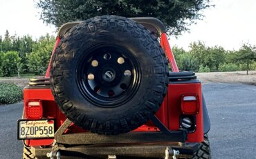 Jeep-Cj-7-1982-Red-Red-39