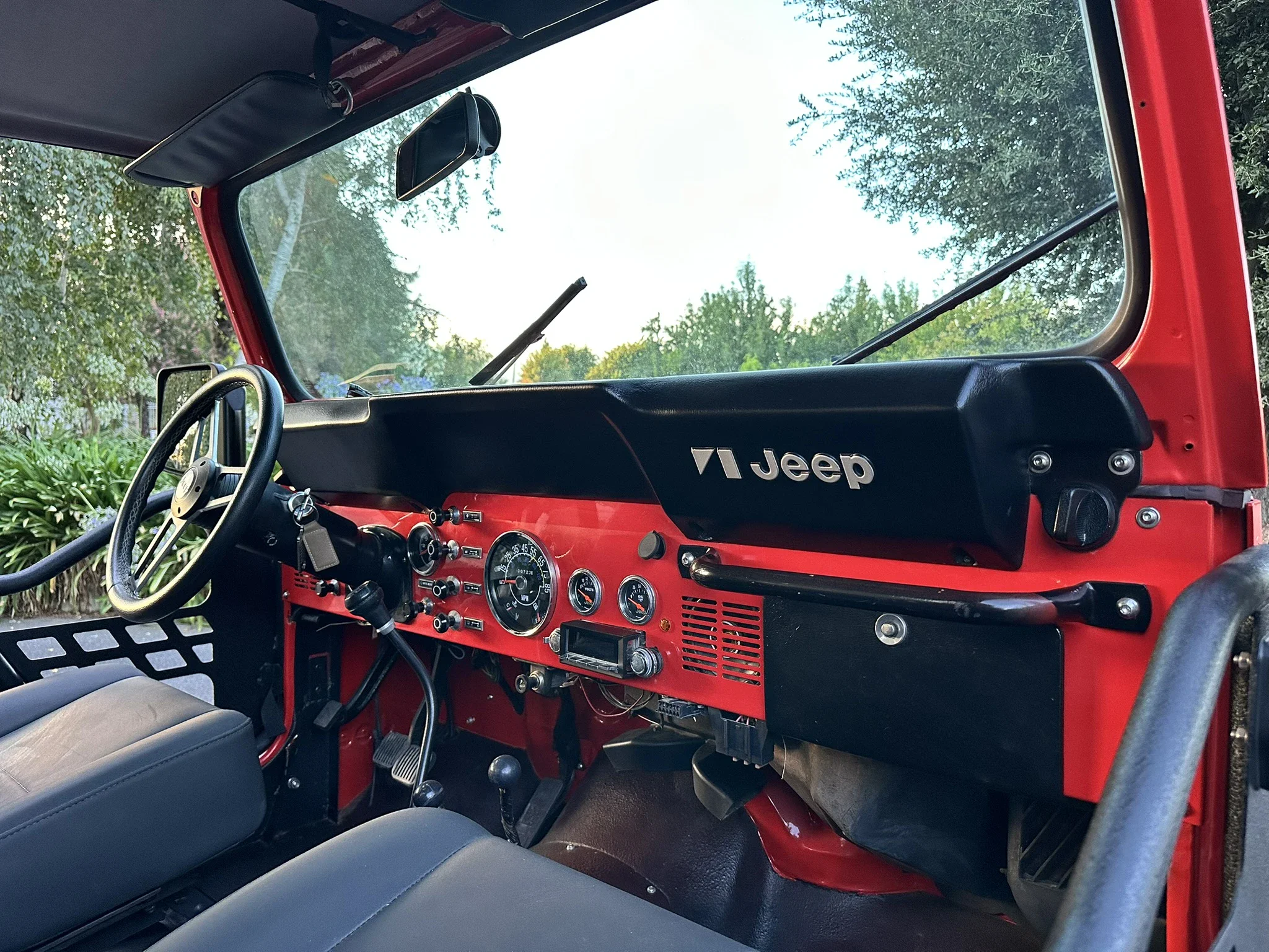 Jeep-Cj-7-1982-Red-Red-43
