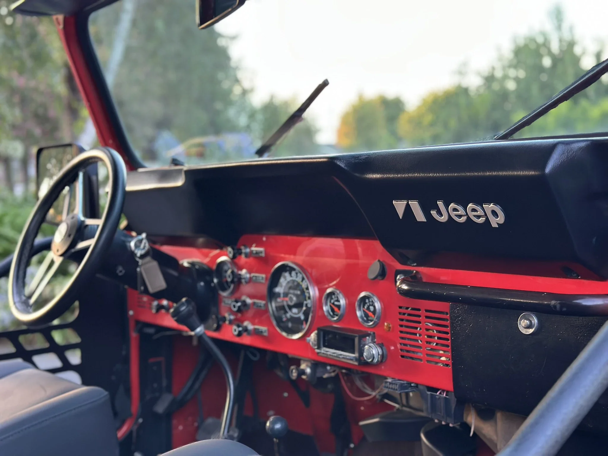 Jeep-Cj-7-1982-Red-Red-9