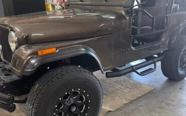 Jeep-Cj-7-1983-Brown-Black-1