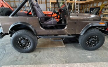 Jeep-Cj-7-1983-Brown-Black