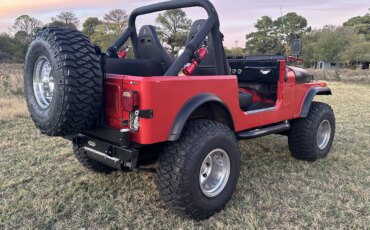 Jeep-Cj-7-1983-Red-Black-11