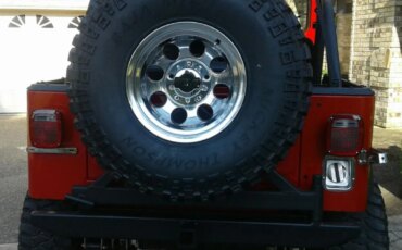Jeep-Cj-7-1983-Red-Black-2