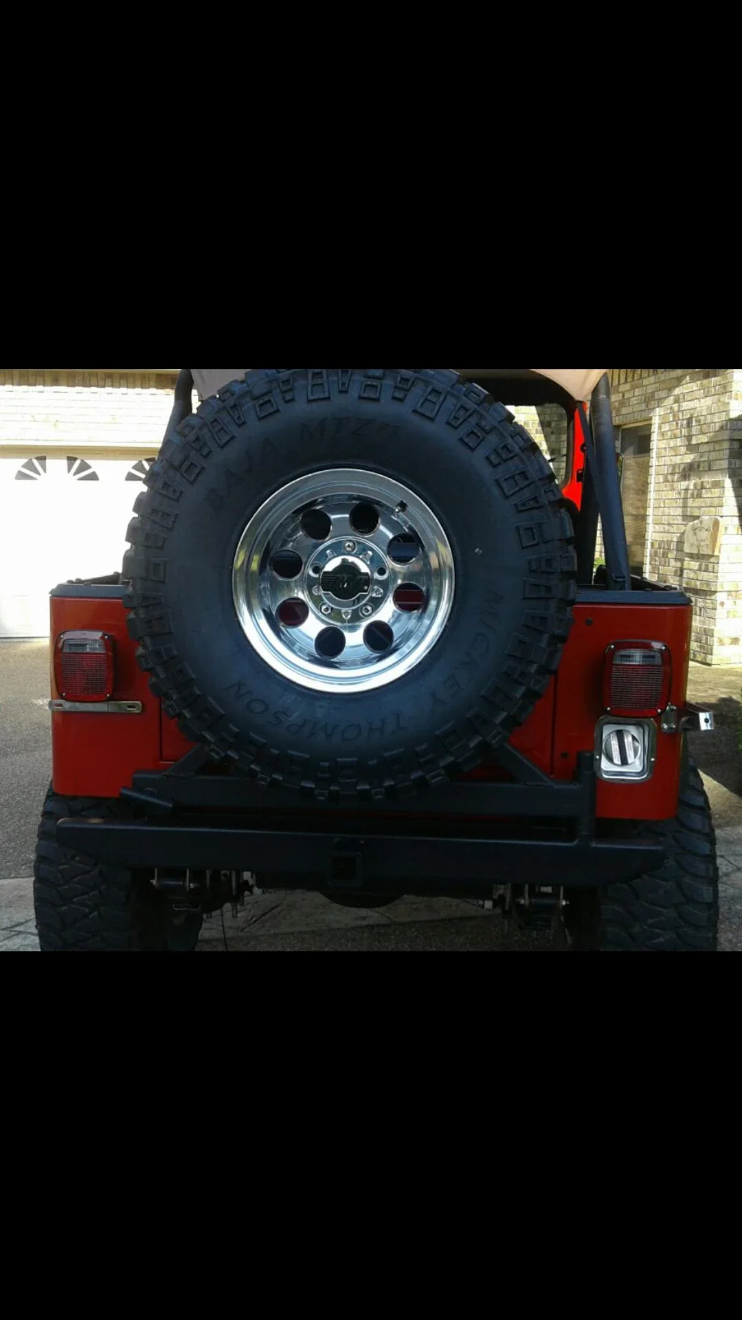 Jeep-Cj-7-1983-Red-Black-2
