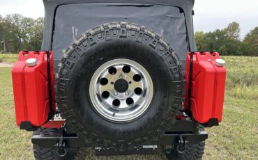 Jeep-Cj-7-1983-Red-Black-23