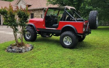 Jeep-Cj-7-1983-Red-Black