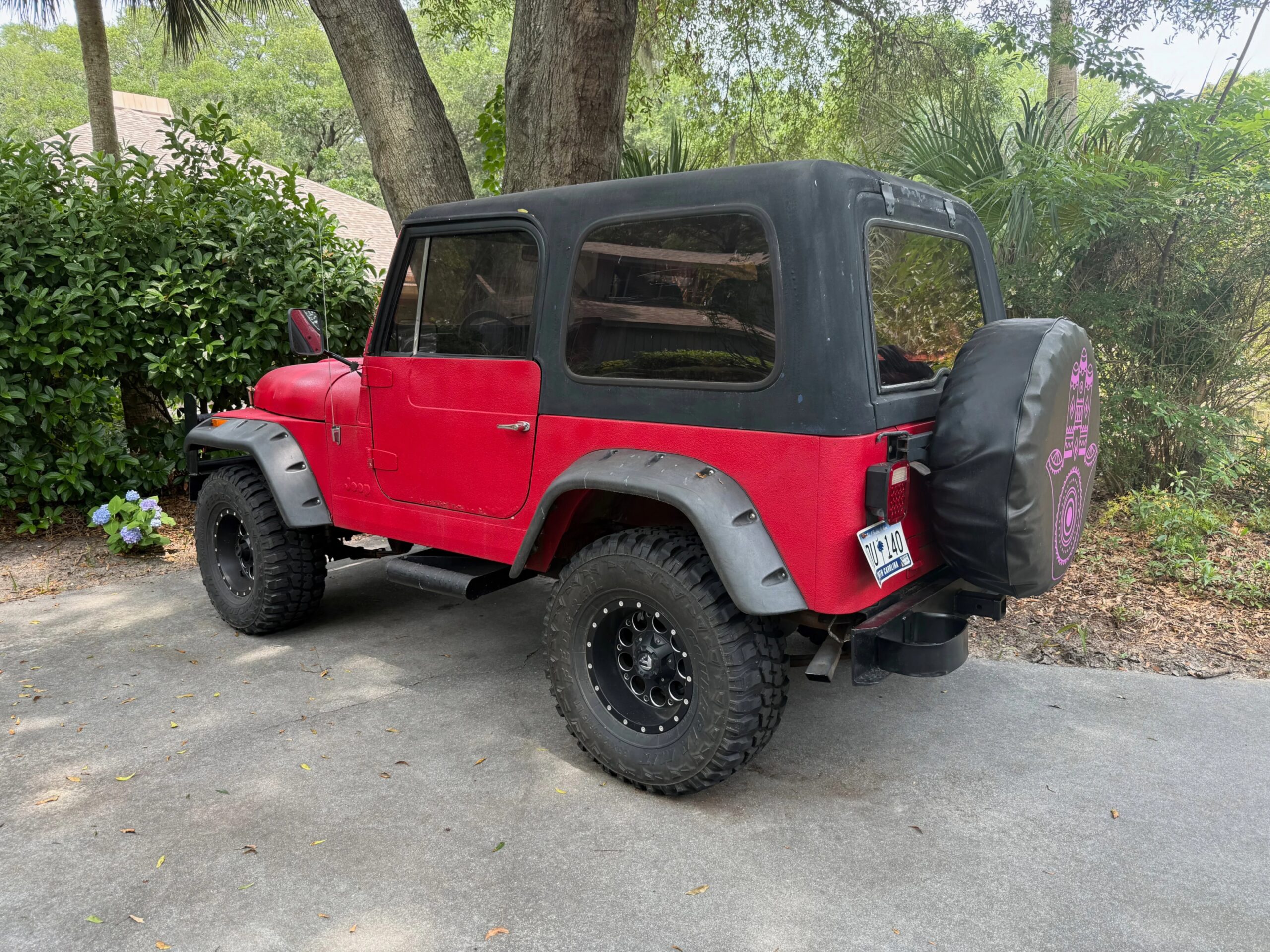 Jeep-Cj-7-1983-Red-Black-4