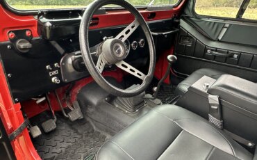 Jeep-Cj-7-1983-Red-Black-6