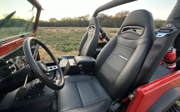 Jeep-Cj-7-1983-Red-Black-8