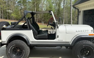 Jeep-Cj-7-1983-White-Black-18