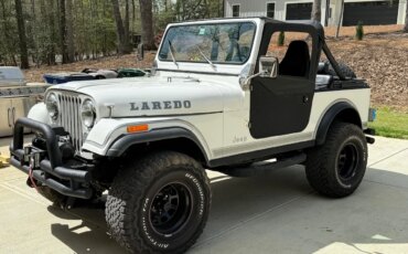 Jeep-Cj-7-1983-White-Black-2