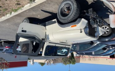 Jeep-Cj-7-1983-White-Black-2