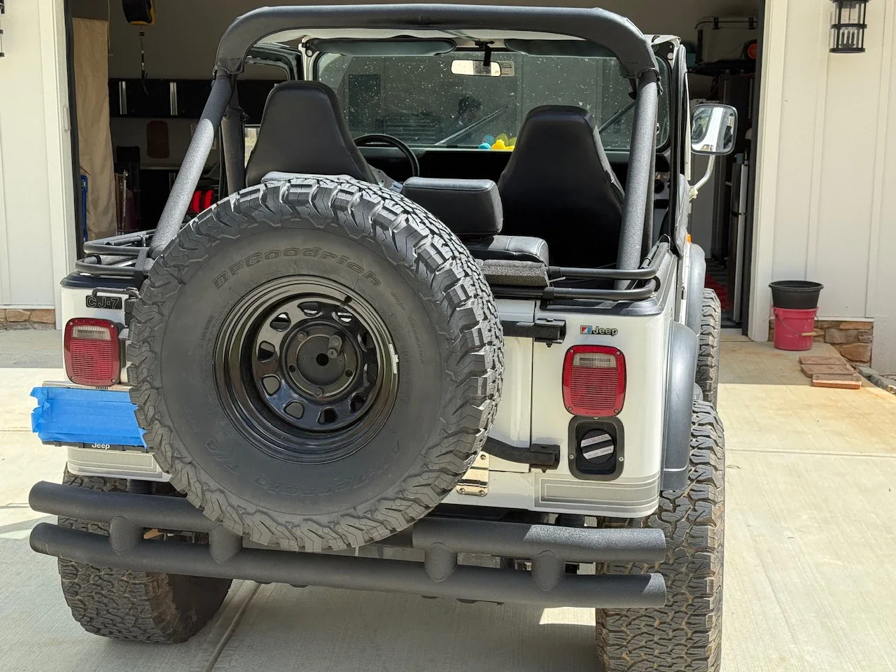 Jeep-Cj-7-1983-White-Black-5