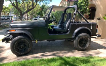 Jeep-Cj-7-1984-Black-Black