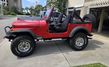 Jeep-Cj-7-1984-Red-Black
