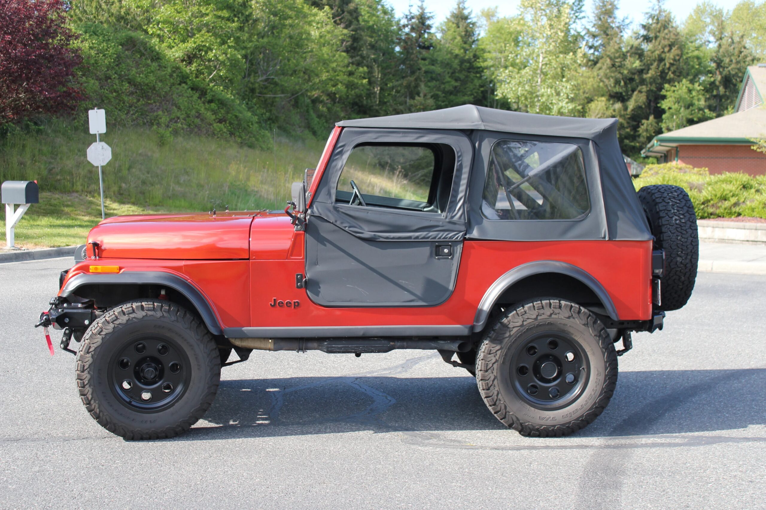 Jeep-Cj-7-1985-Other-Black-1
