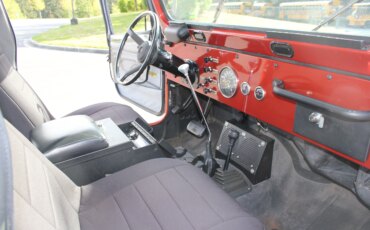 Jeep-Cj-7-1985-Other-Black-4