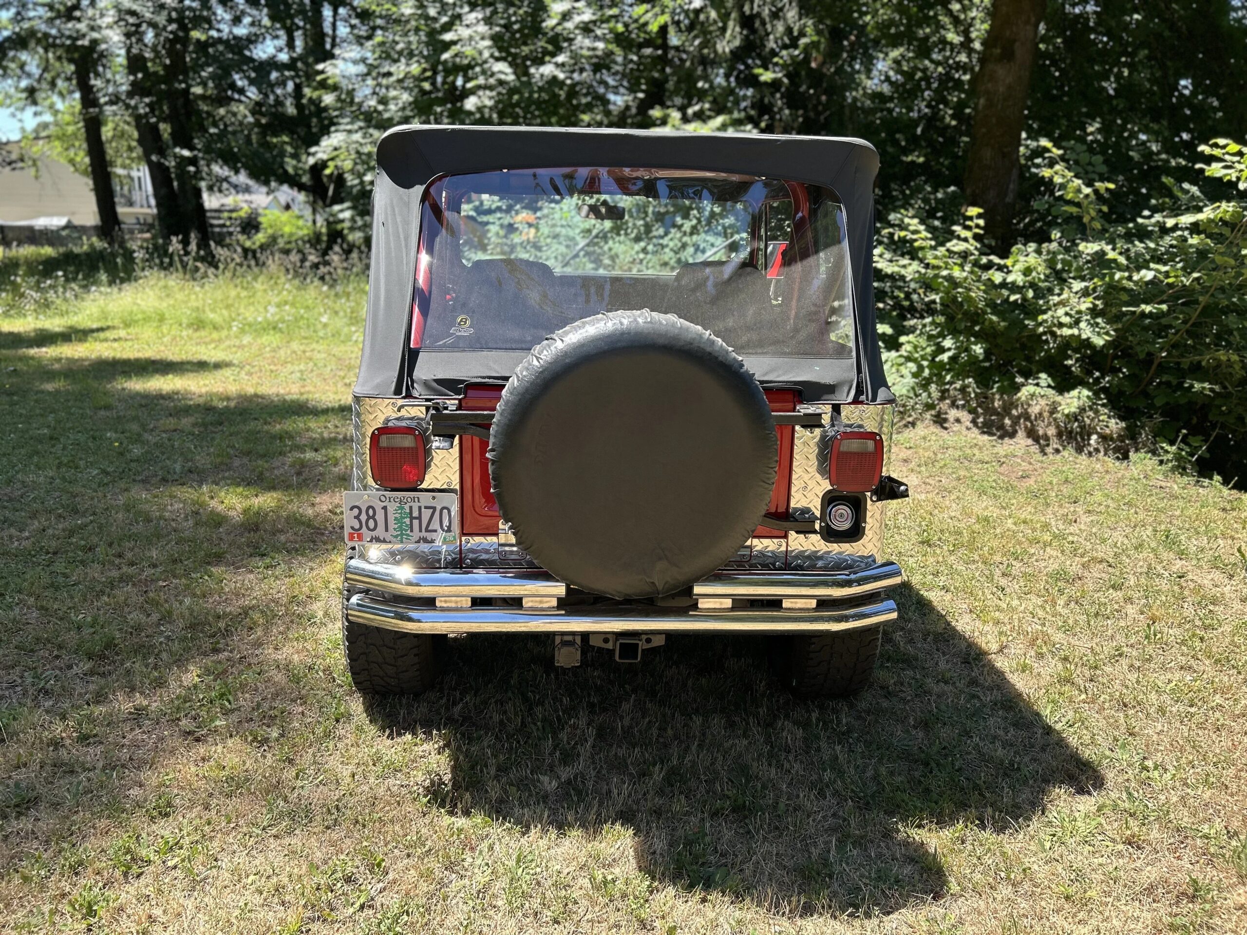 Jeep-Cj-7-1985-Red-Black-4