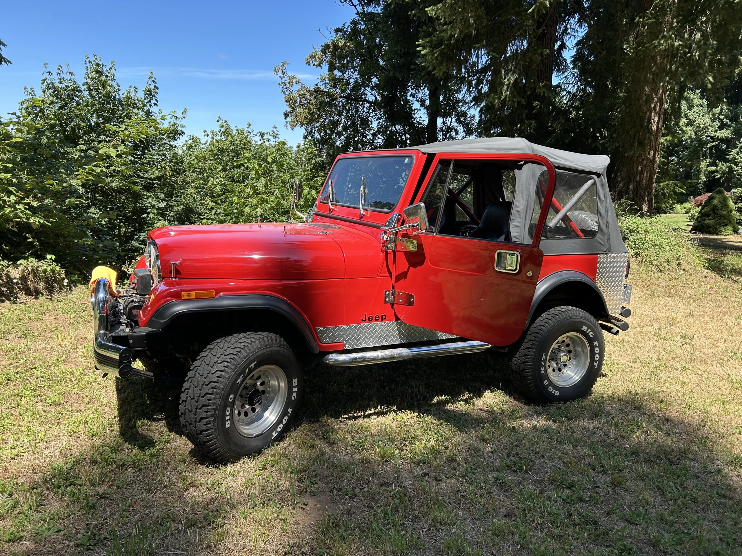 Jeep-Cj-7-1985-Red-Black