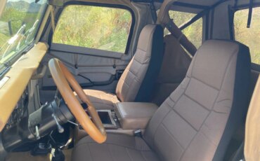 Jeep-Cj-7-1986-Tan-Tan-23