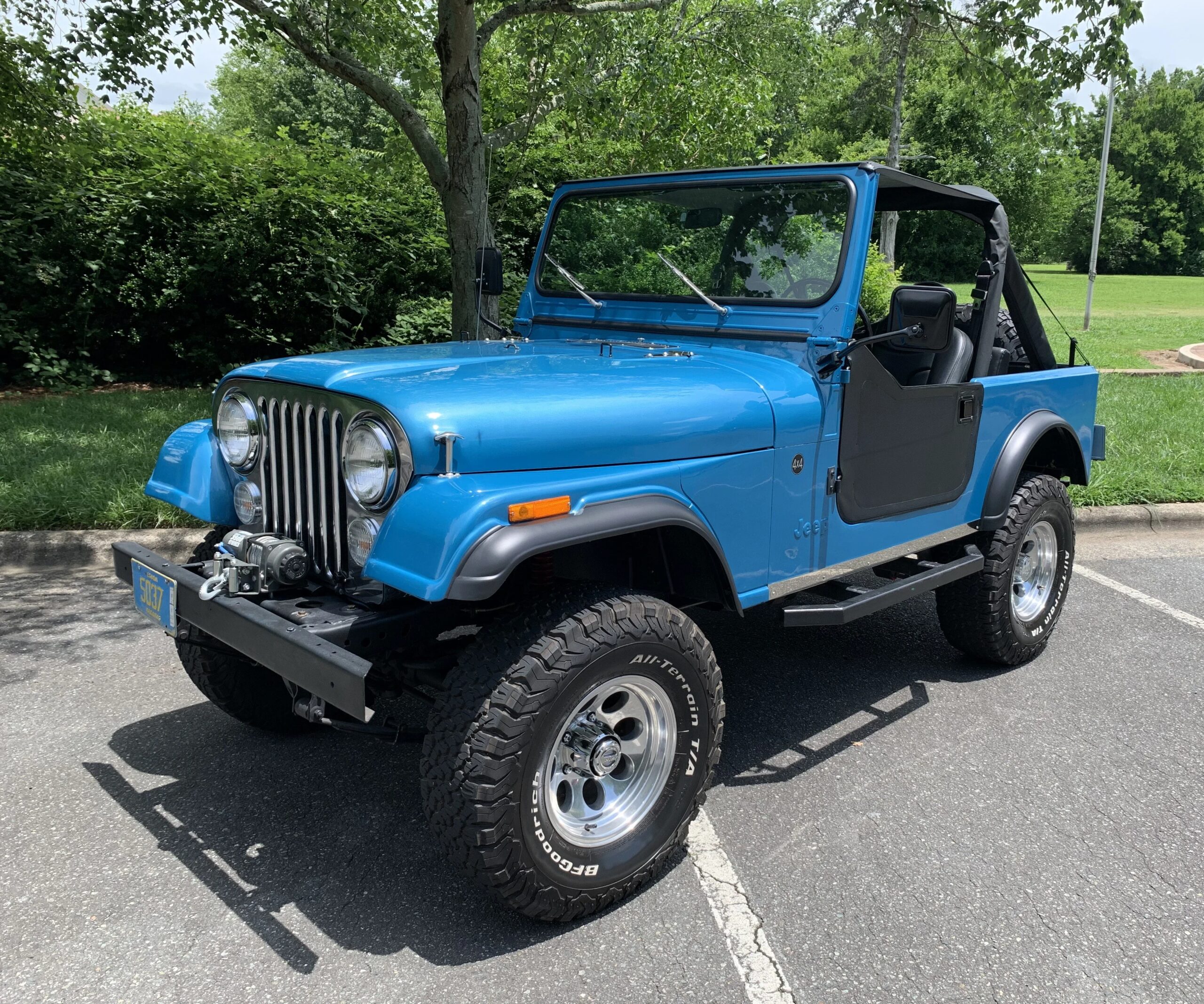 Jeep-Cj-7-renegade-1982-Blue-Blue-14