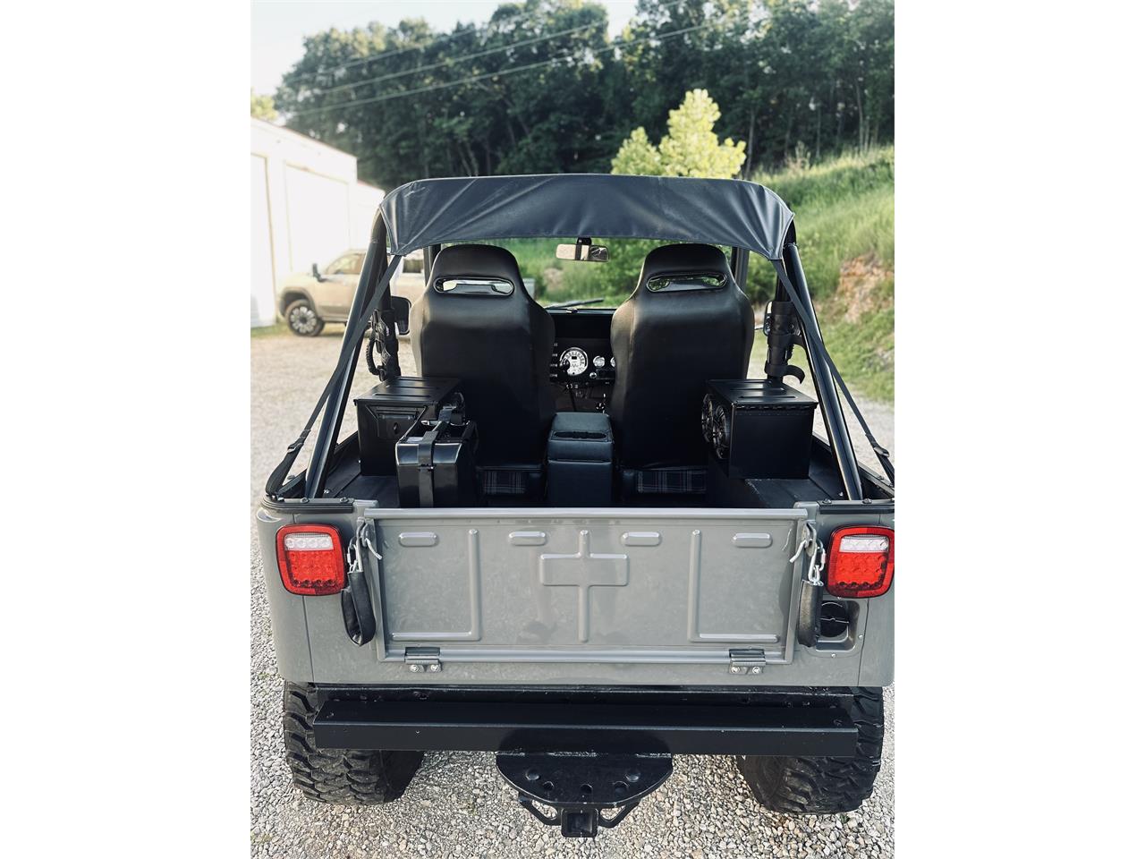 Jeep-Cj5-1979-Grey-Black-6