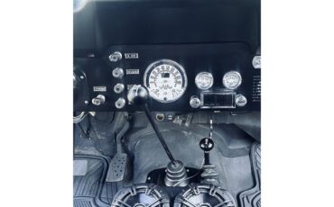 Jeep-Cj5-1979-Grey-Black-9