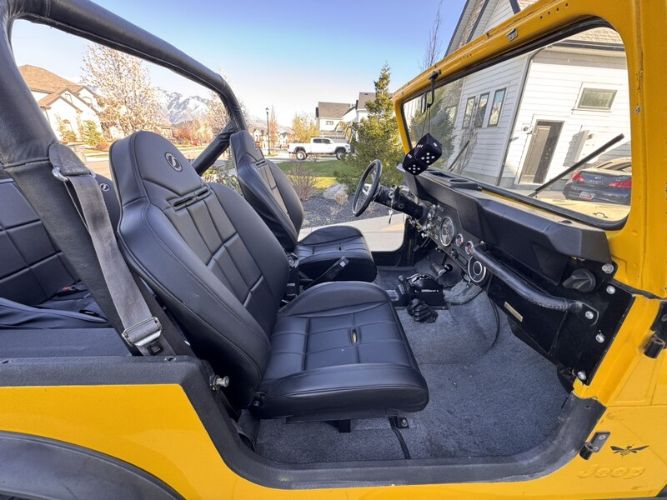 Jeep-Cj7-1981-Yellow-3