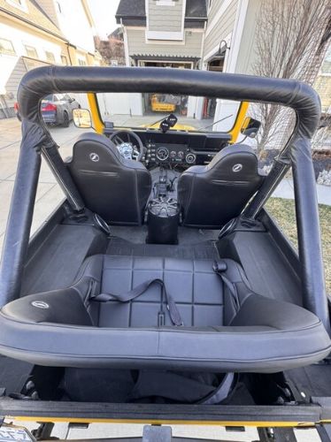Jeep-Cj7-1981-Yellow-4