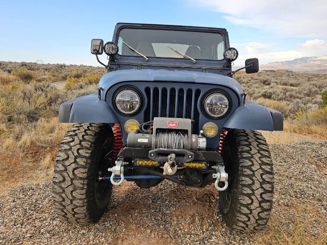 Jeep-Cj7-1983-Blue-17