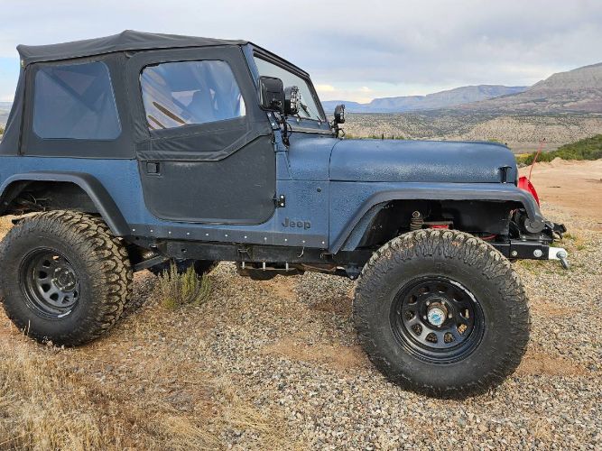 Jeep-Cj7-1983-Blue-5