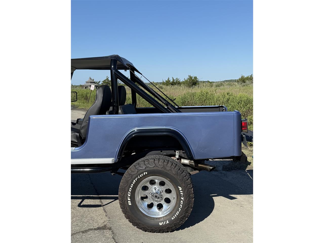 Jeep-Cj8-scrambler-1985-Blue-Black-17