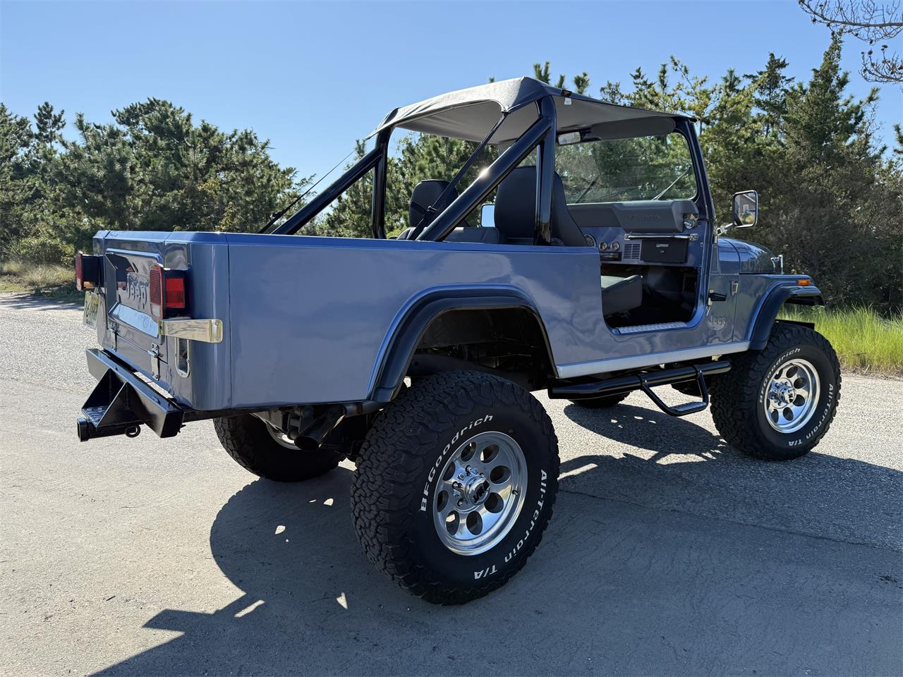 Jeep-Cj8-scrambler-1985-Blue-Black-31