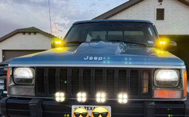 Jeep-Comanche-1987-13