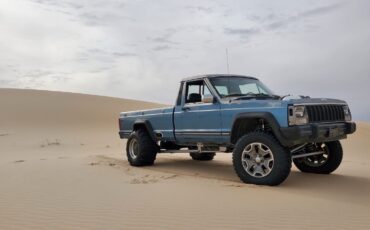 Jeep-Comanche-1987-17