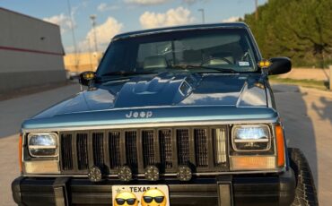 Jeep-Comanche-1987-3