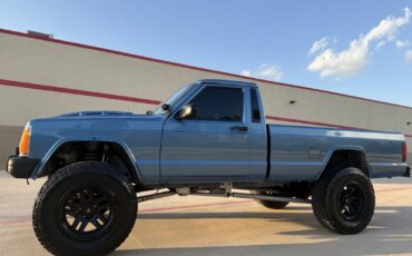 Jeep-Comanche-1987
