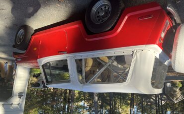 Jeep-Commando-1970-Red