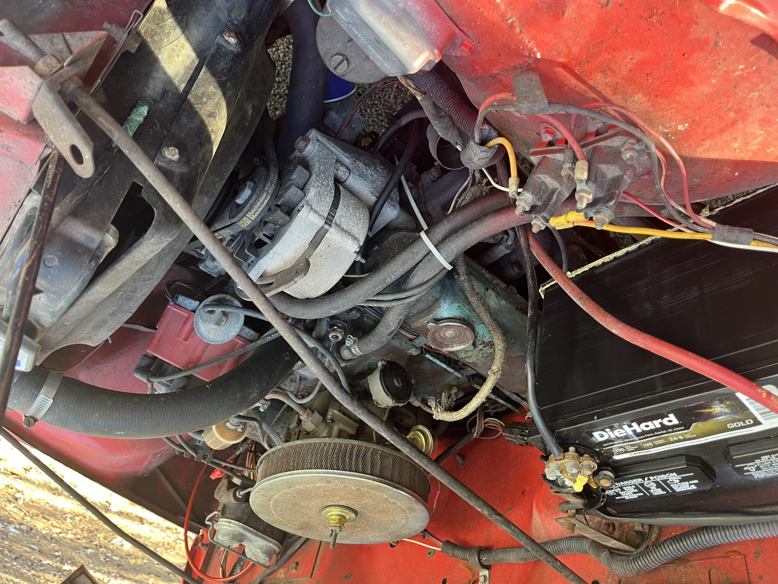 Jeep-Commando-1970-Red-9