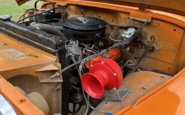 Jeep-Commando-1971-Orange-Orange-16