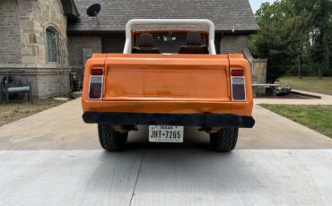 Jeep-Commando-1971-Orange-Orange-6