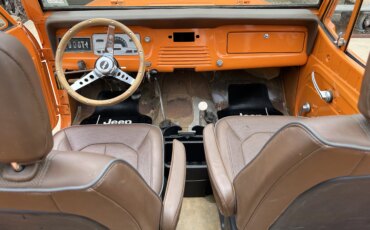 Jeep-Commando-1971-Orange-Orange-7