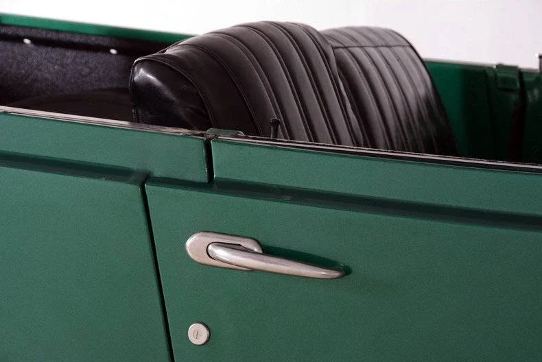 Jeep-Commando-1972-Green-Black-12